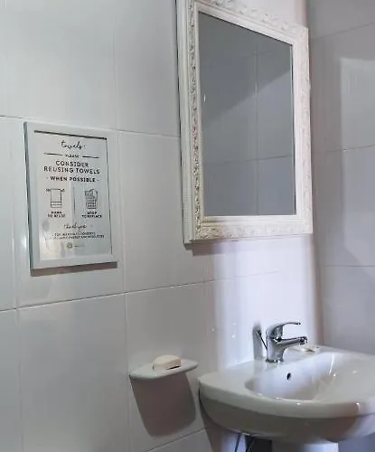 게스트하우스 Warda 쇼키아