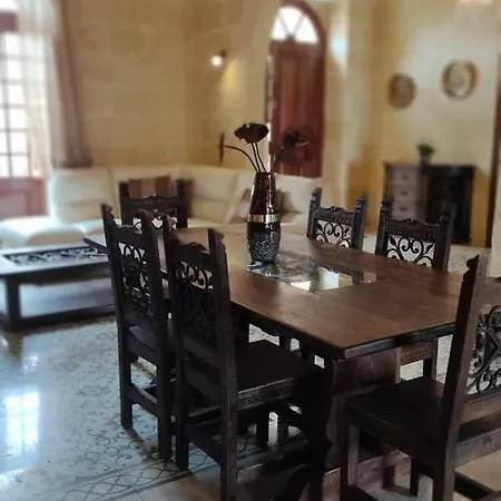 Warda Guest house *