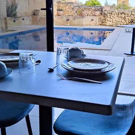 Warda بيت ضيافة Xewkija